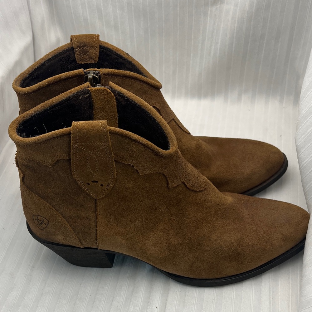 ARIAT Brown Suede Ankle Boots Women’s Size 9 - Picture 7 of 16